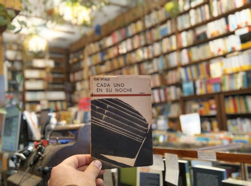 Cada Uno En Su Noche Ida Vitale (Usado)