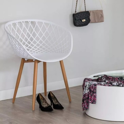 Silla Comedor Tipo Eames Con Posabrazos Diseño Shell Calado