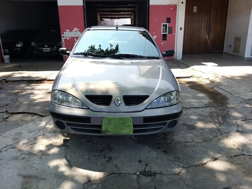Renault Mégane Authentique Plus 1.6 Nafta 5ptas -permuto