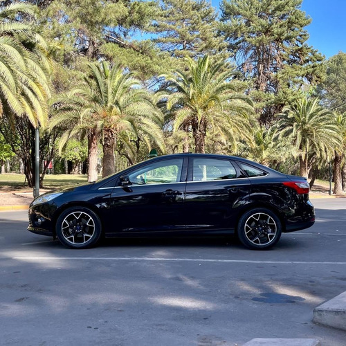 Imagen 2 de 10 de Ford Focus Iii 2.0 4ptas Titanium (l13)