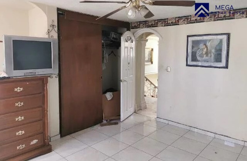 Casa En Venta En Fracc. Jardines De Durango