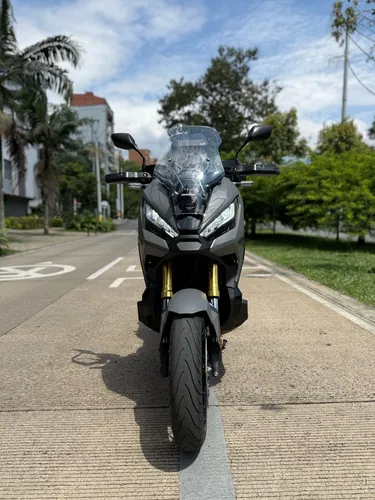 Honda Axadv