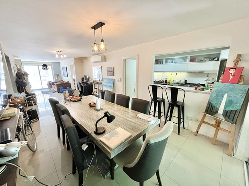 Amplio Departamento En Venta Sobre Av. Libertador - Punta Chica