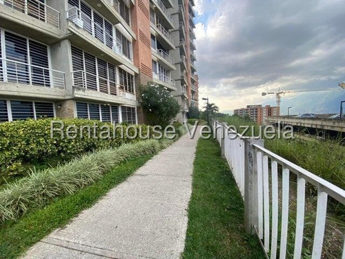 Acogedor Apartamento En Alquiler En El Encantado. #25-14954