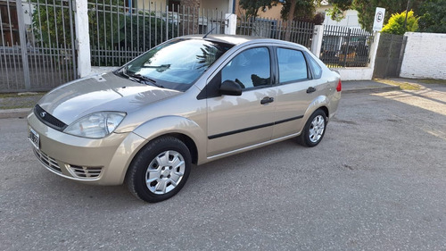 Ford Fiesta Max 1.6 Max Amb Plus