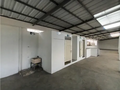 Arriendo Bodega En El Troncal
