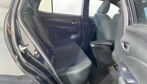 Imagem 10 de 15 de 130740 - Toyota Yaris 2019 Com Garantia