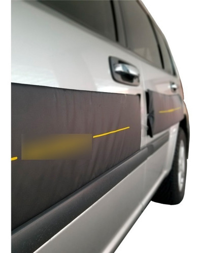 Imagen 2 de 6 de Protector Magnético Anti Portazo Auto 2 Puertas Max Hogar