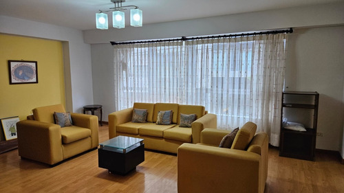 Amplio Departamento En Miraflores