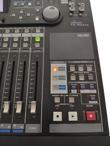 Tascam Dm-24 Consola Mezcladora De 32 Canales (Usado)