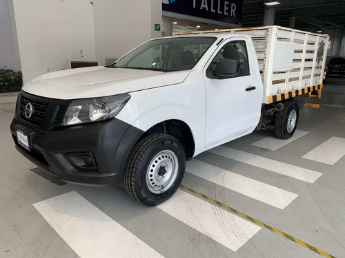 Imagen 5 de 15 de Nissan Np300 2016 2.5 Estacas Dh Mt