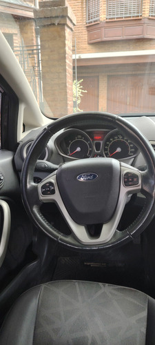 Ford Fiesta Kinetic 1.6 Design 120cv Titanium