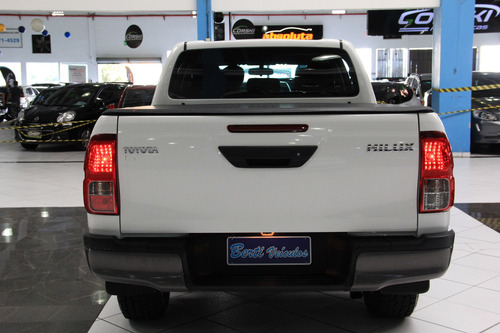 Toyota Hilux 2.8 4x4 Cd 8v Diesel 4p Manual