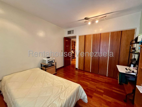 Elegante Y Amplio Apartamento Urb Alto Hatillo Cod. 26-52