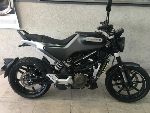 Imagen 12 de 25 de Husqvarna Svartpilen 200 Usada ¡378 Km! 2021 - Palermo Bikes