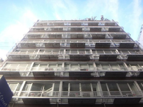 Oficina En Alquiler En El Centro. Muy Buen Piso De 230 M2