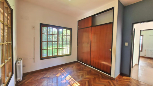 Parque Leloir Casa Venta 5 Ambientes Parque Pileta