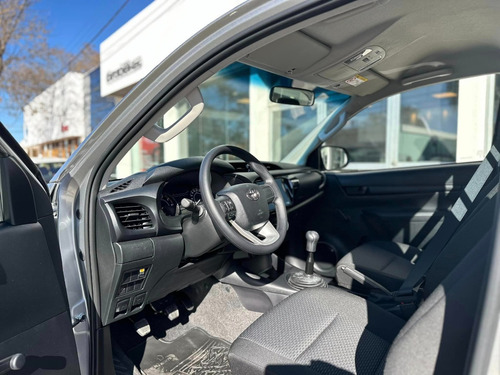 Toyota Hilux C/simple 2.4 Tdi 4x4 0km My2025