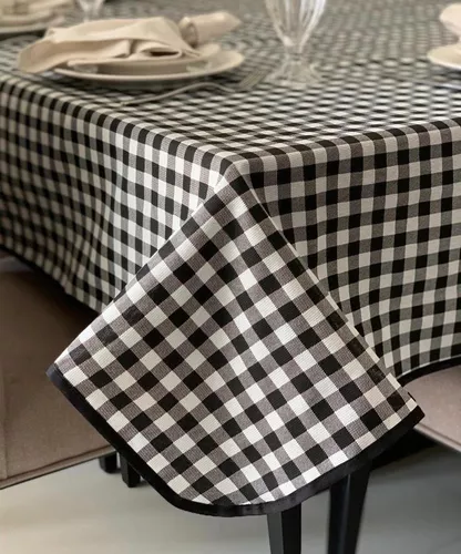 Toalha de Mesa Xadrez Preto e Branco Tnt 70cm x 70cm - 5 Un