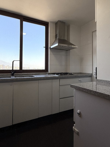 ¡exclusivo Dpto En Las Condes: 4d/3b, 121 M²!