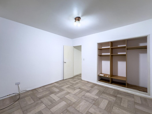 Venta De Departamento 2 Ambientes Interno En Primer Piso En Recoleta
