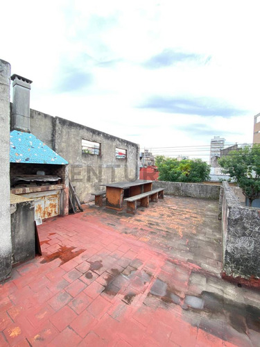 Venta Casa En Parque Chass