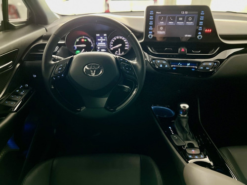 Imagen 21 de 25 de Toyota C-hr Híbrido 1.8 Ecvt Hv Automática 2020