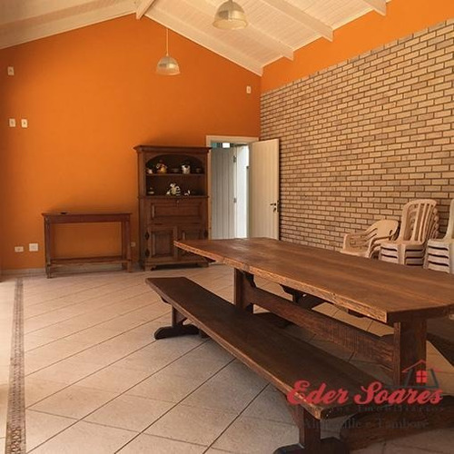 Casa Em Localização Privilegiada No Residencial 10 - Es875