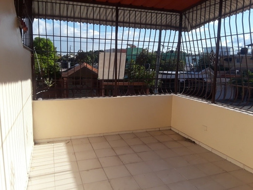 Imagen 2 de 14 de Venta Casa Urbanización Máximo Gómez Santo Domingo Norte