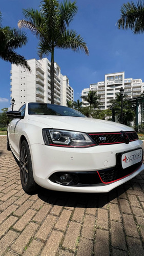 Volkswagen Jetta 2.0 Tsi Highline 4p