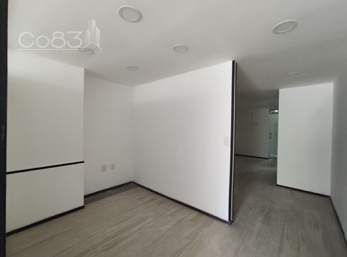 Renta - Oficina - Ejército Nacional - 104 M2 - Piso 3