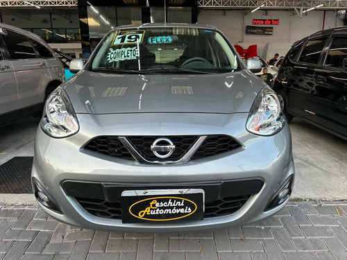 Nissan March Nissan March 1.6 16V SV CVT (Flex)