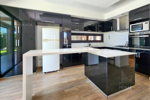 Casa En Venta 5 Ambientes Barrio Cerrado San Eduardo Pilar Del Este Con Pileta