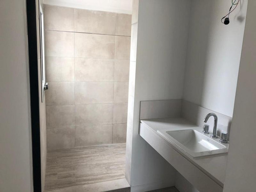 Imagen 5 de 6 de Piso De 5 Ambientes