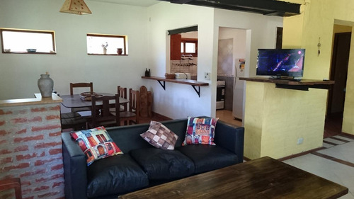 Dúplex En Venta - 6 Dormitorios 4 Baños - 430mts2 - Costa Del Este