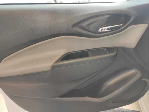 Imagem 15 de 15 de Chevrolet Onix 1.0 Mt Lt
