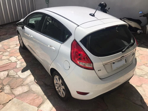 New Fiesta Se Hatch 1.6 Manual 2012