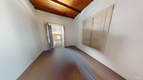 Venta Casa 4 Dormitorios - Centro