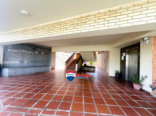 Remax Vende Cómodo Apartamento En Excelente Conjunto Cocotero Mar Ii Con Hermosa Vista Al Mar