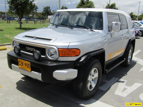 Toyota Fj Cruiser At 4.0 V6