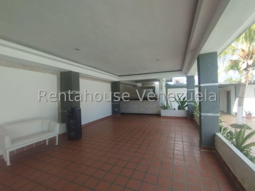 Milagros Inmuebles Edificio Venta Cabudare Lara Los Pinos Economica Residencial Economico Comercial Código Inmobiliaria Rent-a-house 25-6635