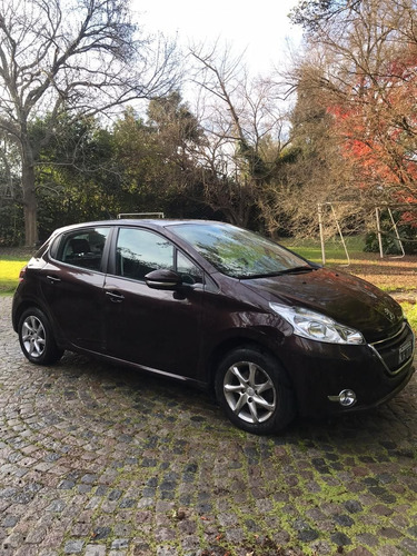 Peugeot 208 Allure 1.5 N Touchscreen