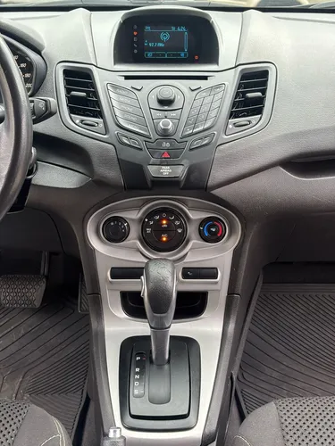 Ford Fiesta 1.6 Hatchback Se