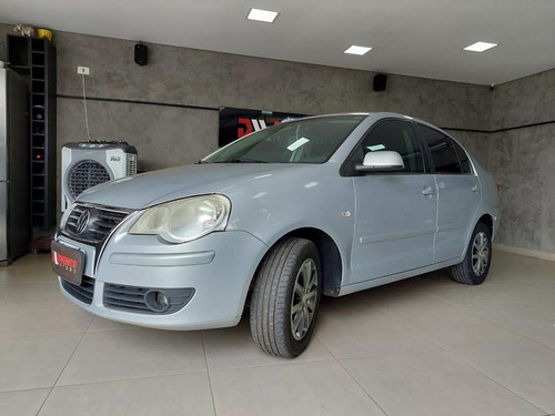 Volkswagen Polo Sedan 1.6