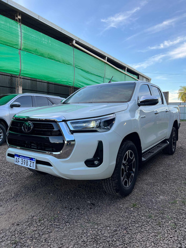 Toyota Hilux 2.8 Cd Srx 177cv 4x4 At