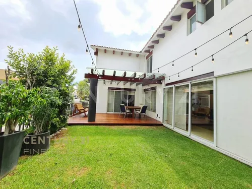 Venta De Casa En La Vista Country Club, Atlixcáyotl, Puebla, De 3 Recámaras