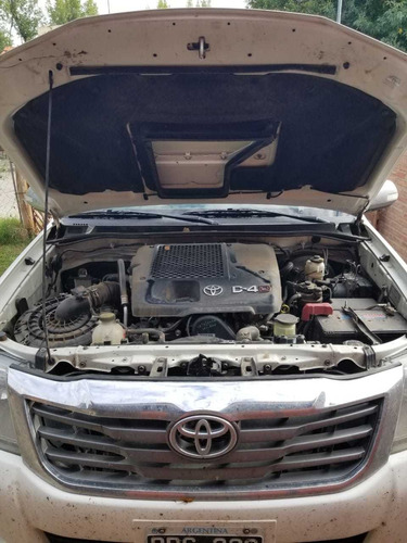 Toyota Hilux 3.0 Cd Srv 171cv 4x2 - B3 2015