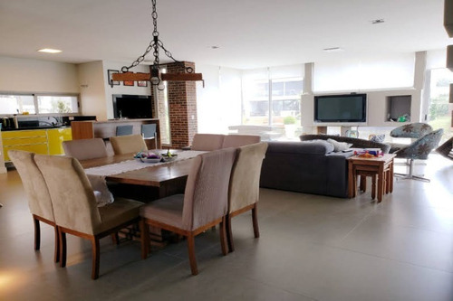 Imagem 5 de 26 de Casa À Venda Em Xangri-lá - Ca01116 - 68094368