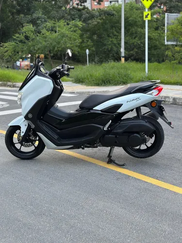 Yamaha Nmax Connected