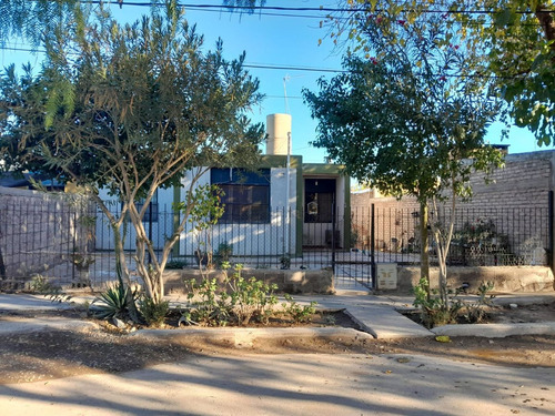 Casa 2 Hab Barrio Felipe Cobas Caucete